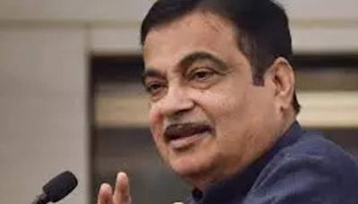 Gadkari urges FM to withdraw 18 pc GST on life, medical insurance premiums - ET HealthWorld