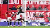 Alex Iwobi’s last-gasp goal earns Fulham brilliant win at Manchester United