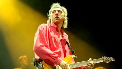 Mark Knopfler Lands One Of The Biggest Successes Of His Solo Career