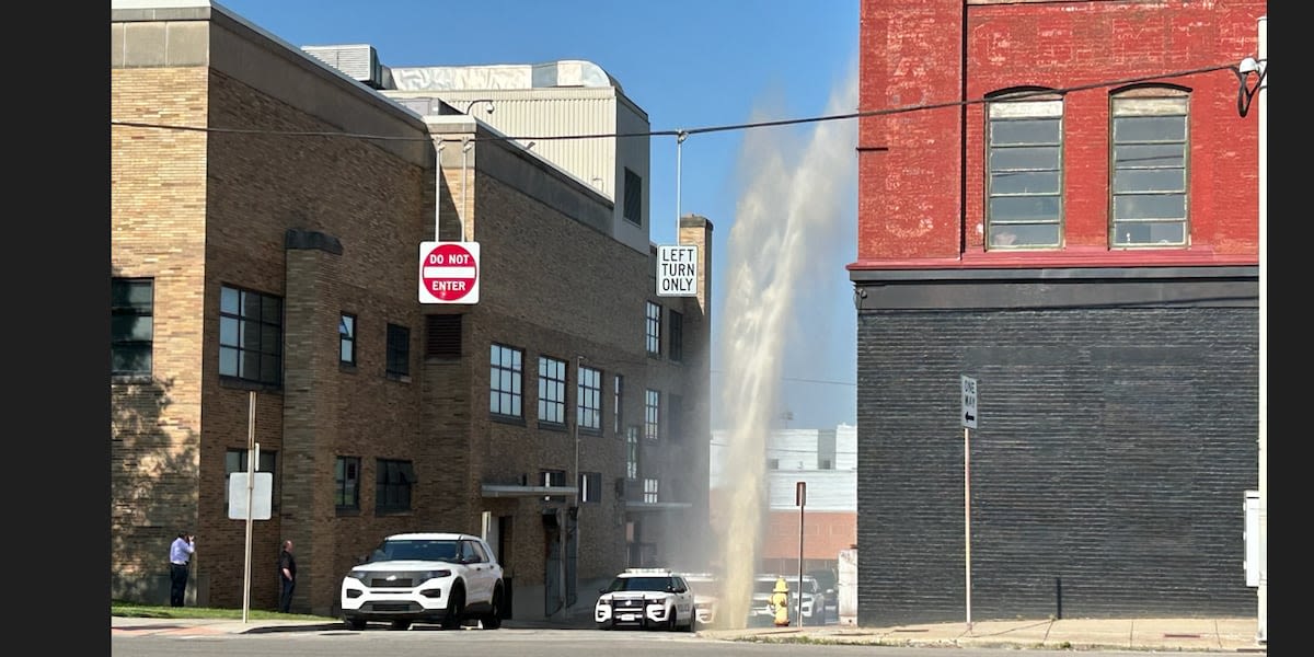 Water main break reported at Cincinnati police station, apartment building