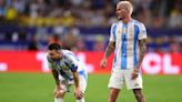 "Nosotros lo vimos": De Paul cuenta lo que sintió al ver a Messi llorar en la final de la Copa América