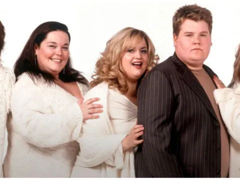 Fat Friends Season 3 Streaming: Watch & Stream Online via Amazon Prime Video