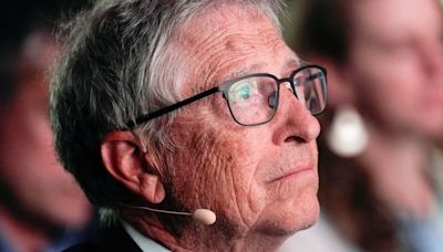 Bill Gates announces 'Source Code' memoir about early years, Harvard & Microsoft