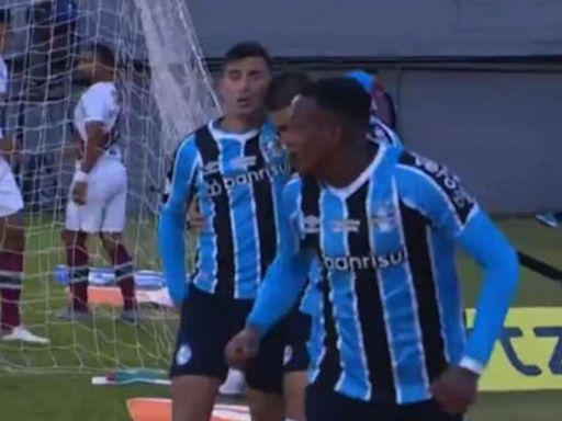 Grêmio vence e respira, e afunda Fluminense no Brasileirão