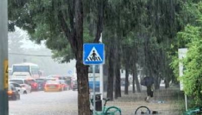 北京大暴雨成全國最強降雨 市民：又看海了 | 全國降雨 | 交通擁堵 | 大紀元