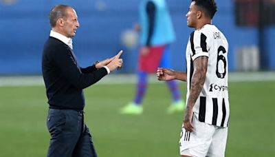 Danilo via dalla Juve, anche il capitano lascia senza Allegri: l’ultima ipotesi sul futuro