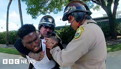 Tyreek Hill traffic stop video released by Miami police