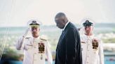 U.S. defense secretary meets leaders, presides over ceremony on Oahu