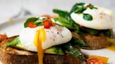 The key to 'perfect poached eggs' is not vinegar