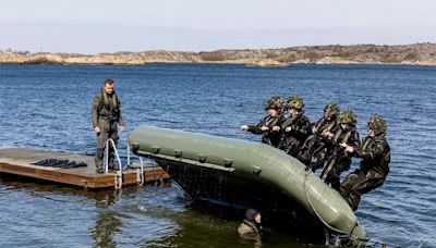 英、瑞典實兵對抗演訓 驗證離島防衛戰力