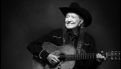 Willie Nelson Releasing ‘Last Leaf on the Tree’ Covers LP With Tracks Written By Beck, Tom Waits, Flaming Lips, Neil Young...