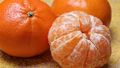 詭異阿姨送4橘子、1萬2！民俗專家曝「意思是甘願受死」：不能吃