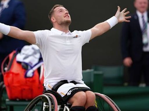 Wimbledon: Alfie Hewett wins semi-final thriller to keep his hopes of winning wheelchair singles title alive