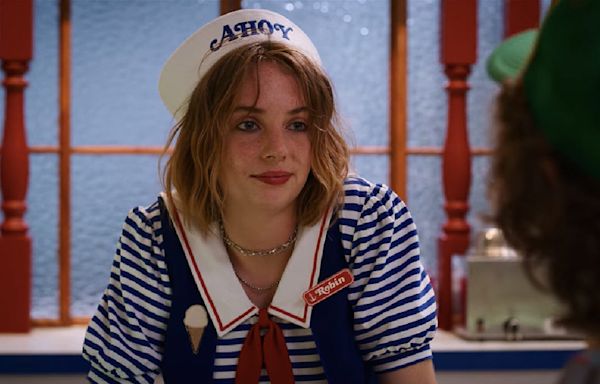 Watch Stranger Things' Maya Hawke Get Terrified By A Demogorgon (But Not In The Way You'd Think)