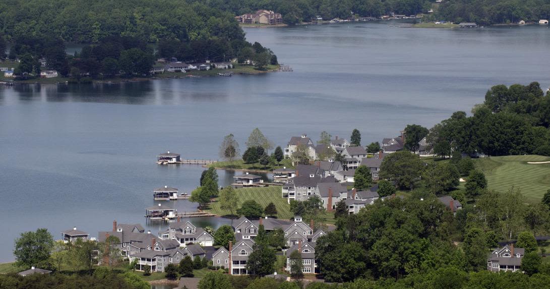 Colorado teen identified as person who died at Smith Mountain Lake Thursday