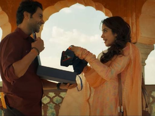 'Mr and Mrs Mahi' box office Day 1: Rajkummar-Janhvi's film opens to Rs 7 crore