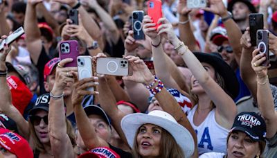 ¿Desconcertado de que la comunidad de exiliados de Miami apoye a Trump? Demostró porqué en el mitin de Doral | Opinión