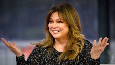 Valerie Bertinelli Fans Obsess Over How "Gorgeous" She Looks With Her New Boyfriend