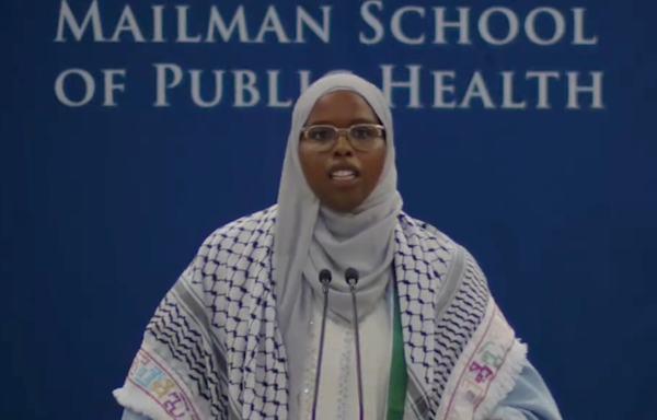 Columbia students boo as graduation speaker’s mic cuts off when she starts to scolds college on Gaza