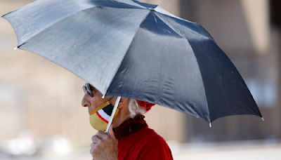 Las Vegas close to setting heat records 2 straight days