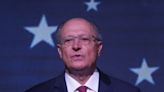 Com queda de juros dos EUA e compromisso fiscal do Brasil, Selic voltará a cair, diz Alckmin