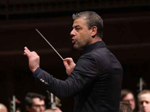 Conductor Bignamini formed instant bond with Detroit Symphony Orchestra