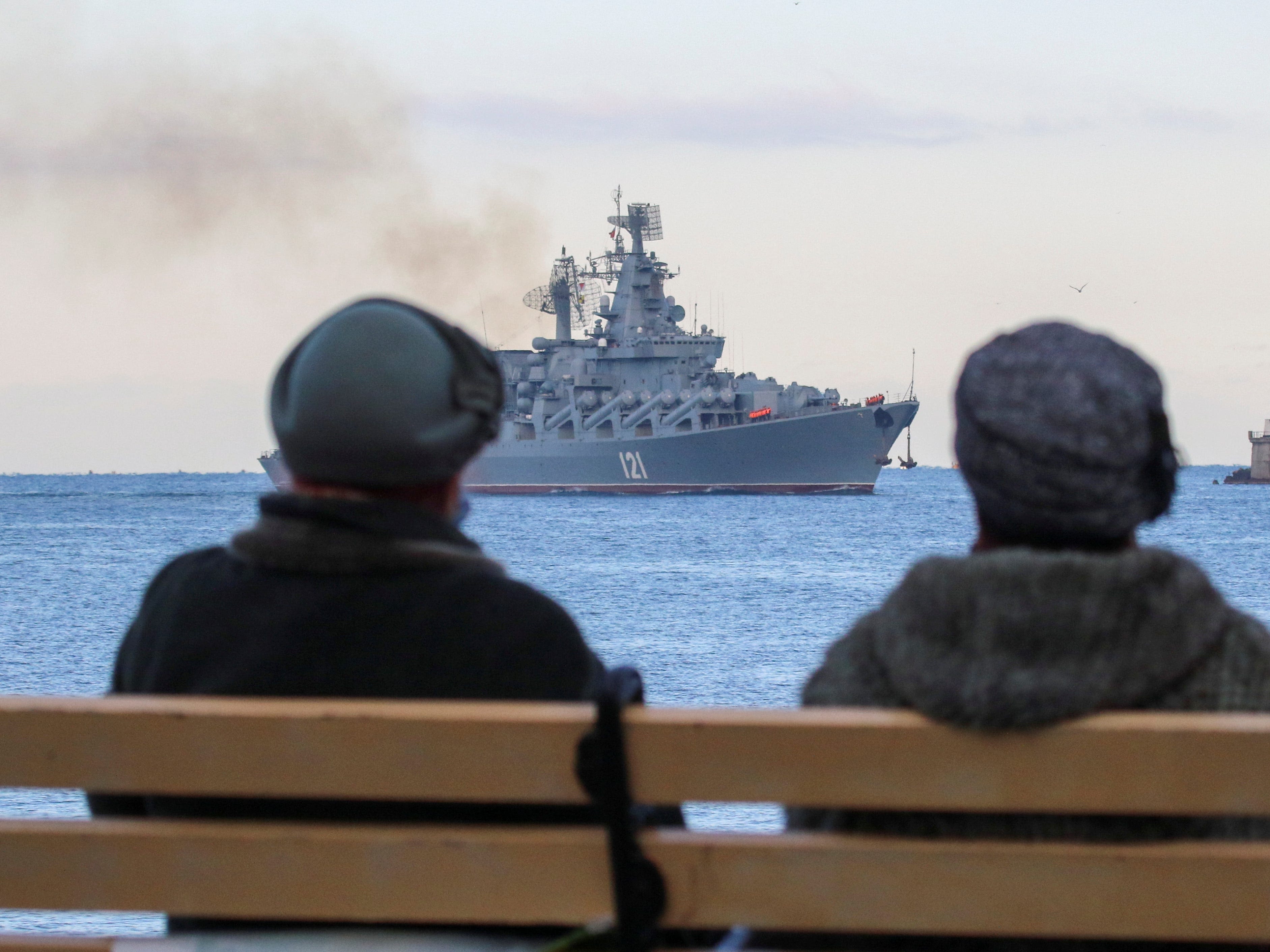 The 'humiliating' retreat of Russia's fleet from Crimea proves its threats don't mean anything, expert says