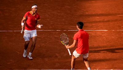 Rafael Nadal and Carlos Alcaraz win to reach the Paris Olympics doubles quarterfinals