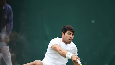 Wimbledon, día 7: a Carlos Alcaraz se le patinó un set ante Ugo Humbert pero igual dio otro paso hacia adelante en el All England Club