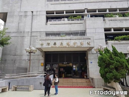 屏東女撞傷斑馬線上行人 允諾賠5萬只給3萬…判拘役40天