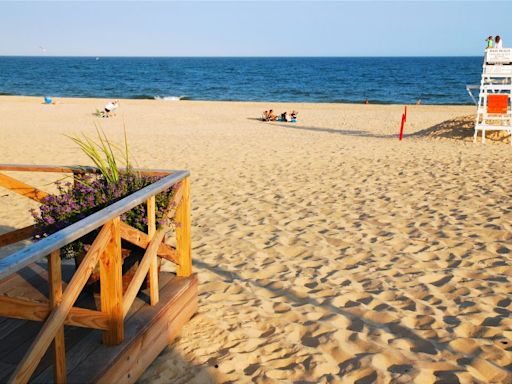 Two NY beaches make list of top 10 best beaches in the US