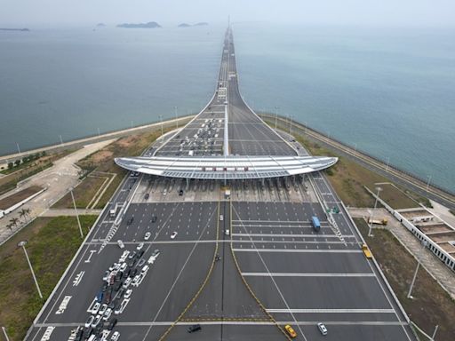 港珠澳大橋五一免收小客車費 登島遊名額倍增