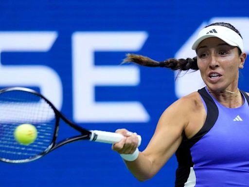 Jessica Pegula ousts world No. 1 Iga Świątek and breaks through to her first major semifinal