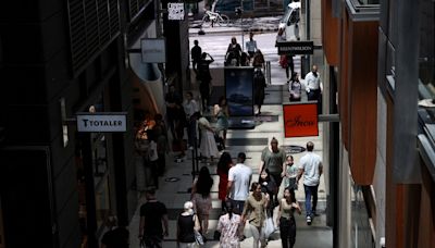 Australia inflation jumps to 6-mth high in May, ramps up rate hike risks