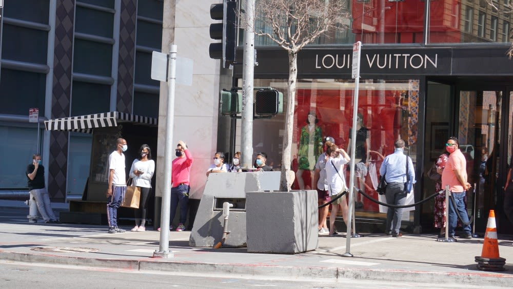 Viral Retail Theft Sign Near Louis Vuitton in San Francisco Was Removed by Police