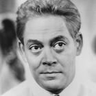 Raul Julia