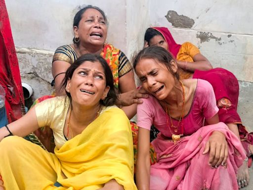 Hathras Stampede LIVE: 116 dead at 'satsang’, 'suffocation' primary reason