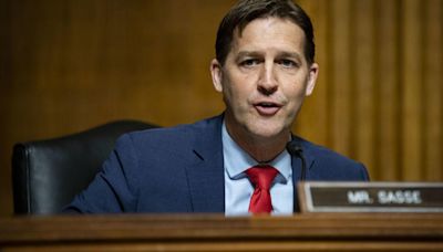 Florida eyes spending under former UF president Ben Sasse, costs including hiring former U.S. senator's staffers and travel