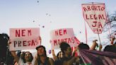 Proyecto de ley que equipara aborto tardío con homicidio genera protestas masivas en Brasil