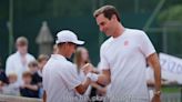 Tennis legend Roger Federer fulfills ‘pinky promise’ to young boy