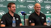 Deadspin | Jets coach, Aaron Rodgers 'on the exact same page'