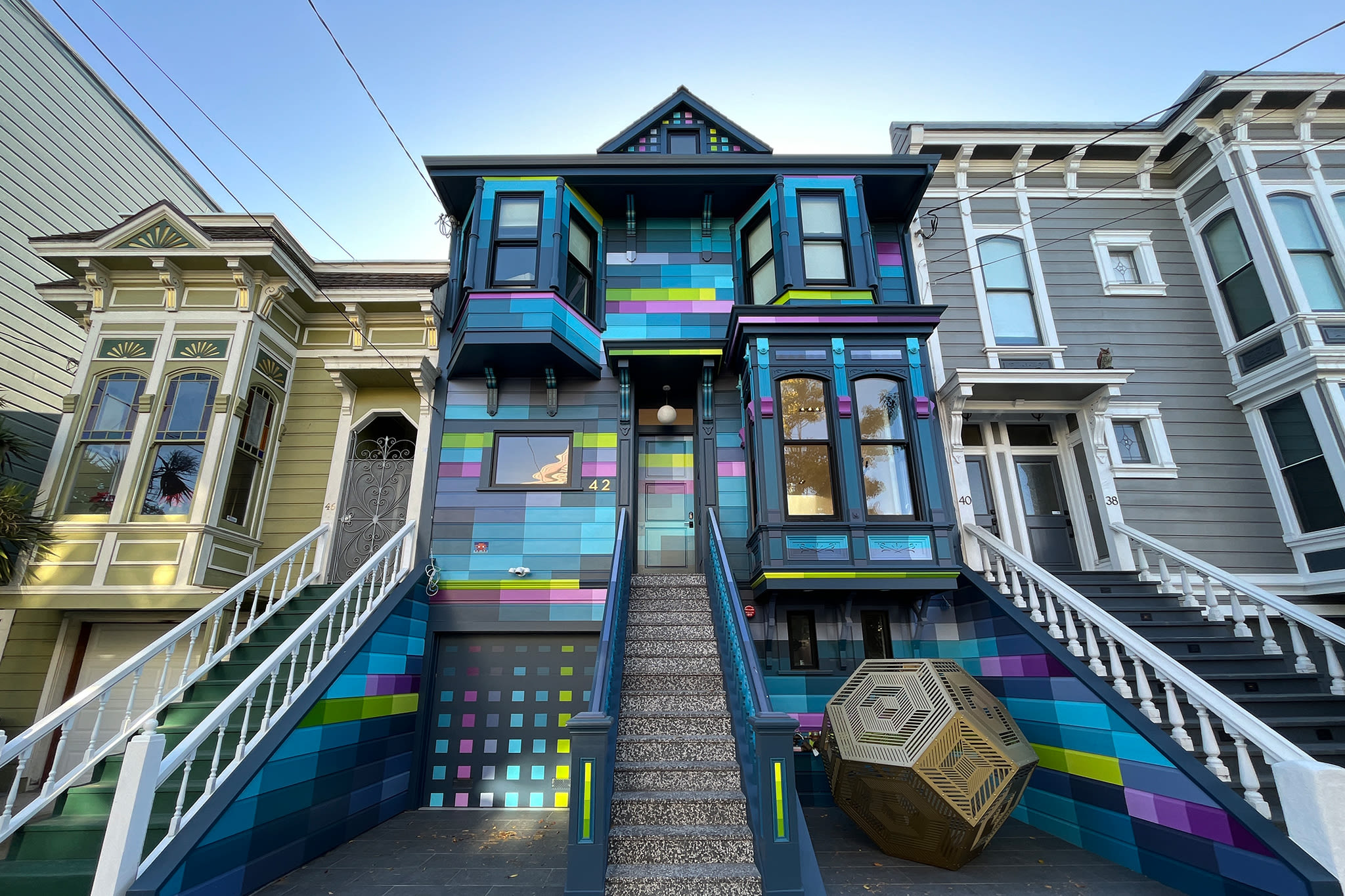 The story behind San Francisco's viral 'Tetris house'