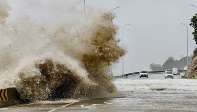 Typhoon Gaemi forces evacuation, factory suspension in northeast China