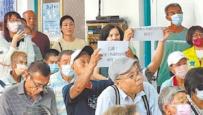 養雞場突襲式說明會 民轟沒誠意 - 地方新聞