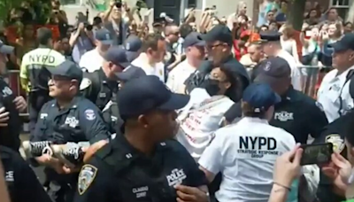 Anti-Israel agitators destroy floats at New York Pride parade, block parade route