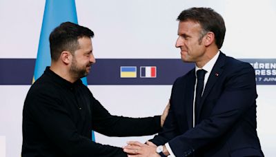 Législatives 2024 : Volodymyr Zelensky rappelle que l’Ukraine a besoin de la France, et vise surtout le RN