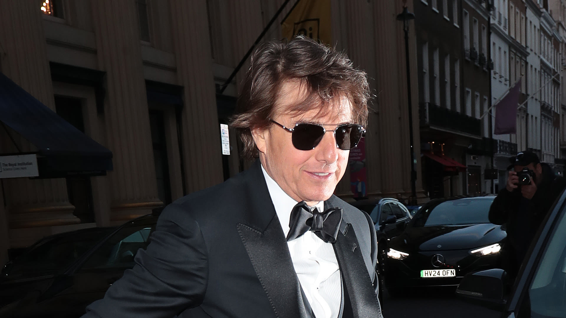 Tom Cruise shocked fans by dancing at Victoria Beckham's 50th