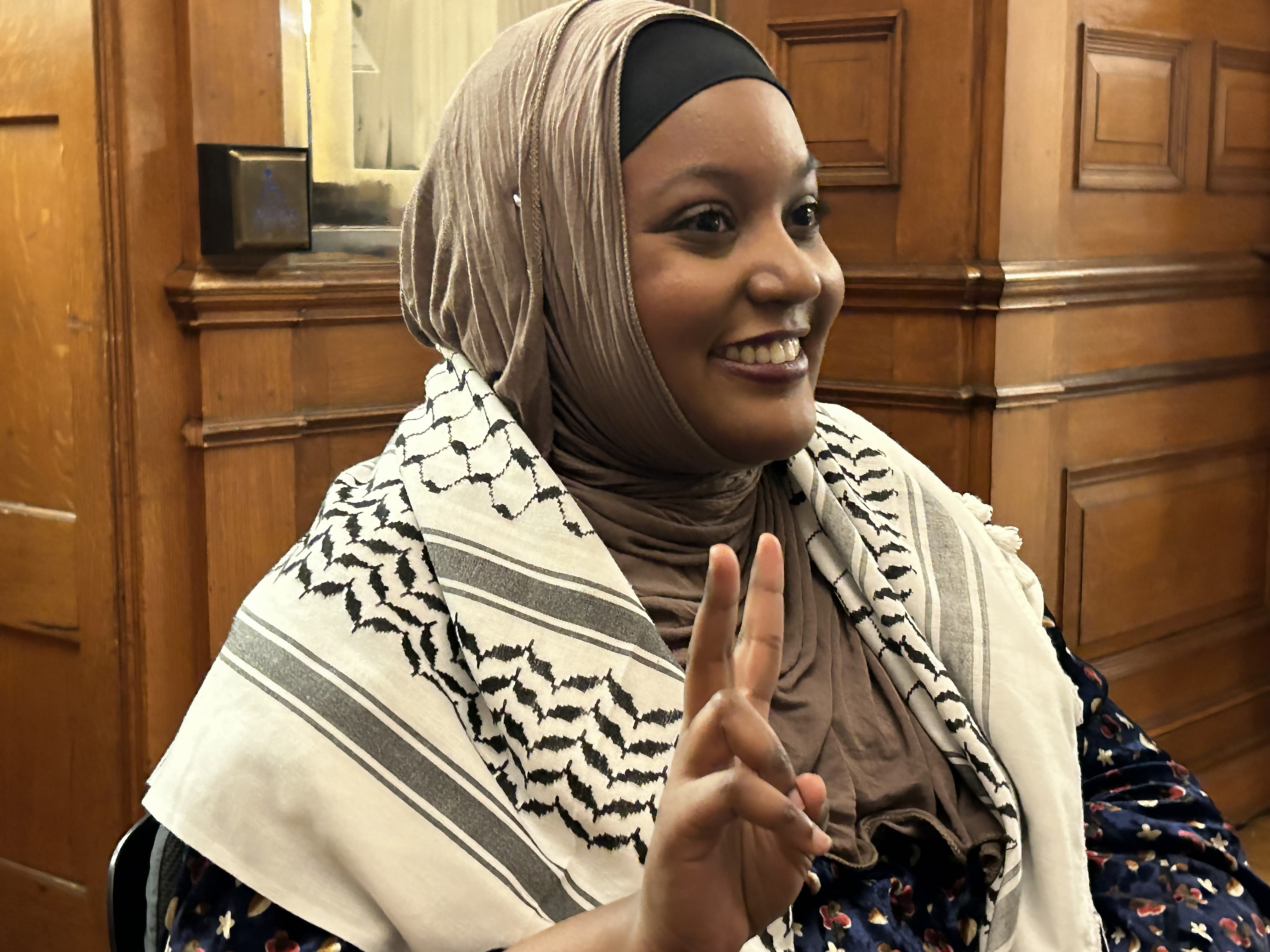 ‘I think Palestinians deserve an apology’: Canadian educator ‘shocked’ at blatant racism of Ontario legislature's keffiyeh ban