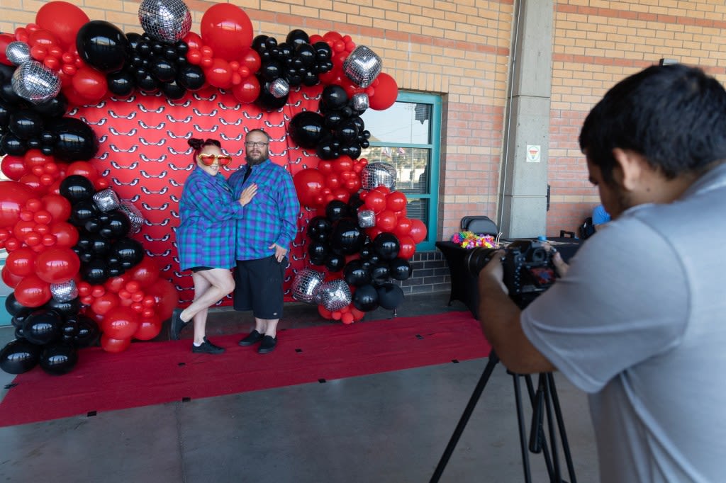 Lake Elsinore Storm brings ‘Prom Night’ to the ballpark