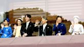 日皇德仁慶祝64歲 吸引1萬4千人一般參賀、愛子與佳子公主齊亮相